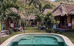 Airas' Garden Homestay Eco Bungalows